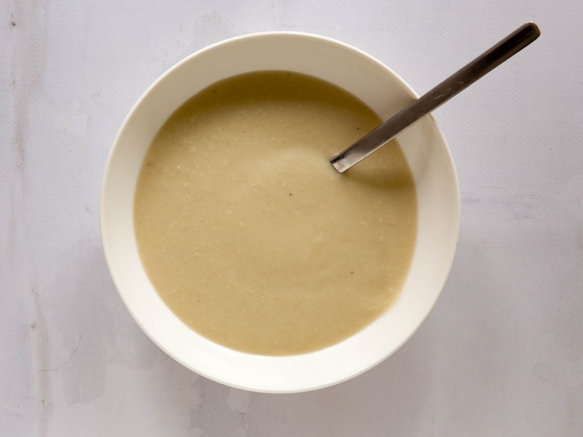 Eenvoudige bleekselderijsoep