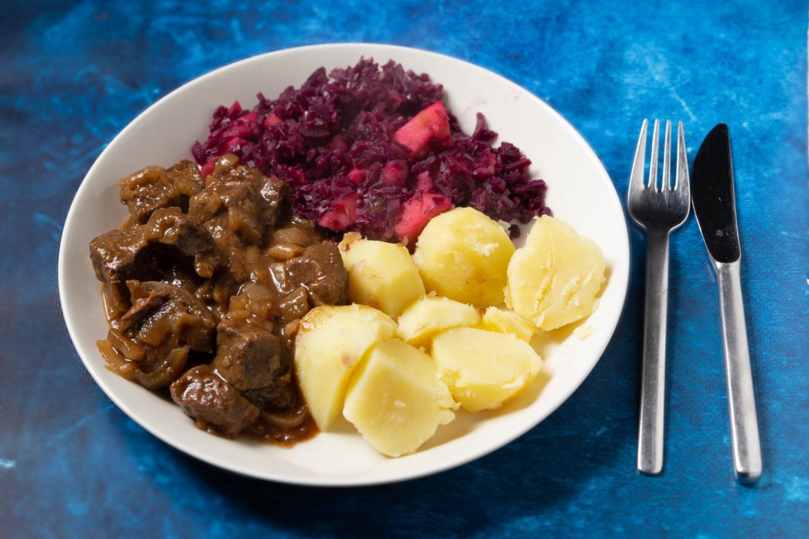 Hachee met rode kool