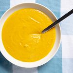 Wortelsoep met kokosmelk en curry