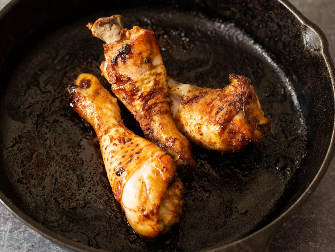 Ajam goreng drumsticks van de Marine