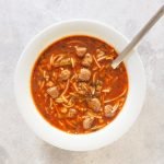 Tomaten-groentensoep met balletjes